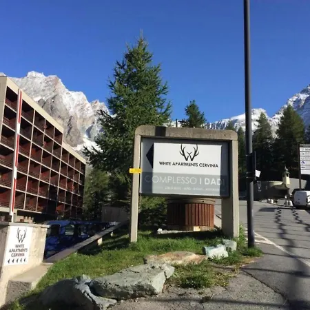 Casa Aurora Cervinia * ברויל-קרוויניה